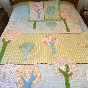 Pottery Kids “Brooke Birds Trees” Quilt